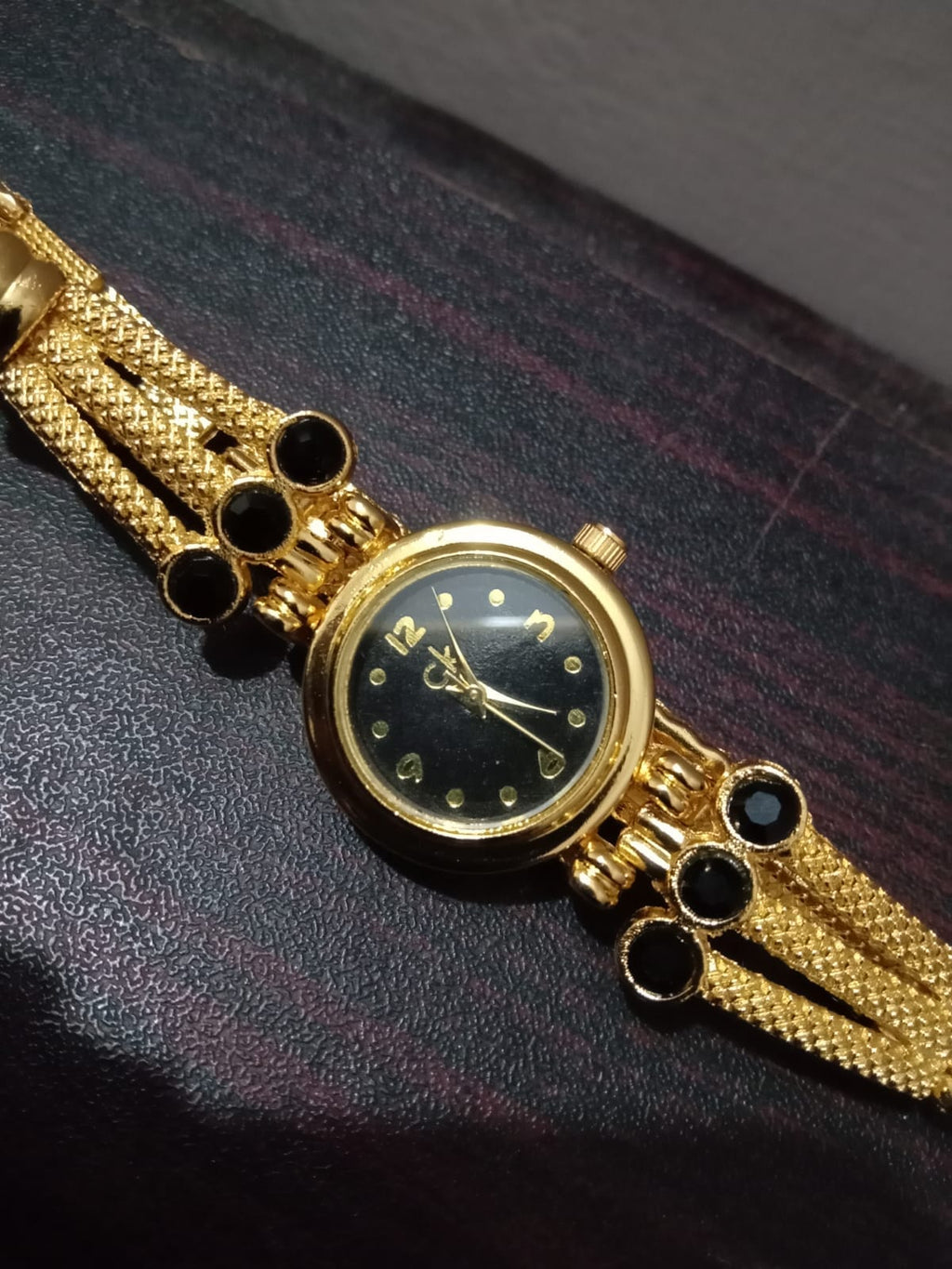 Royal Elegant Bracelet  Watch ⌚✨