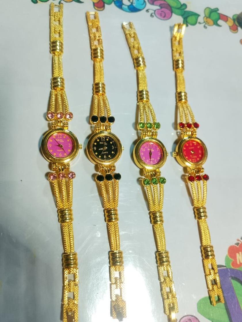 Royal Elegant Bracelet  Watch ⌚✨